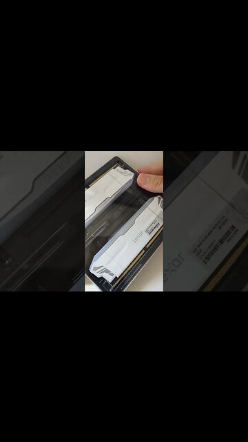 ⭐️ SHORTS ! Recebemos um kit de memórias da LEXAR, o ARES DDR4 RGB. Confira! #shorts