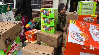 7-year-old starts 'Love is greater than COVID-19' food pantry to help families struggling
