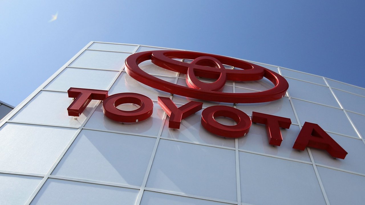 Toyota Recalls Nearly 700,000 Vehicles