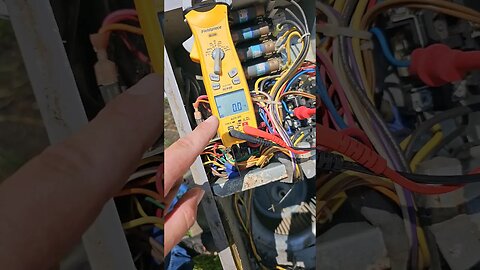 Thermostat off air conditioner still running #airconditioning