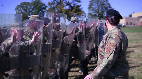 DC Guard trains Troops