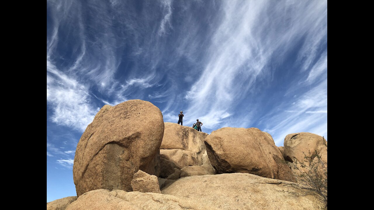 Crazy jump over rocks in Joshua Tree