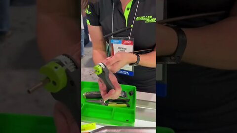 Ratcheting pipe cutter 👍🏻