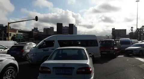 SOUTH AFRICA - Durban - Load shedding Gridlock (Video) (DGv)