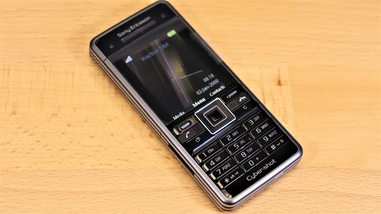 2008 James Bond Sony Ericsson C902 Phone Titanium Unboxing Review