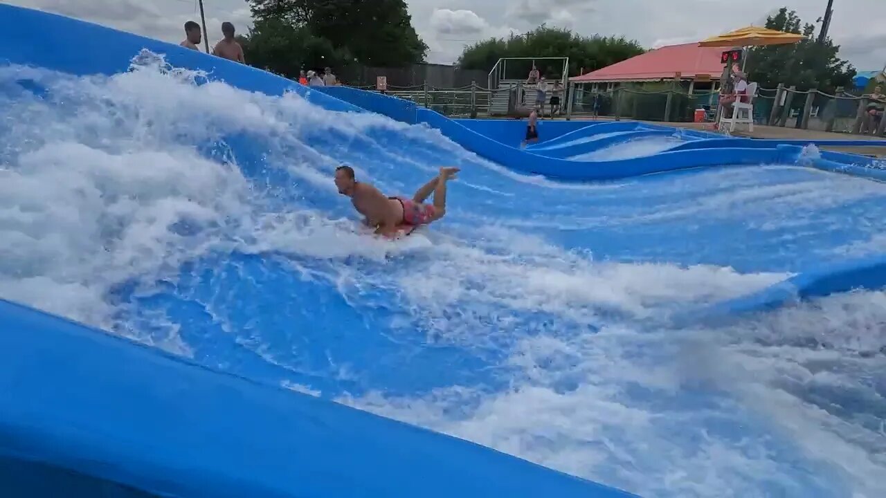 flowrider - Logan - 2 at Soak City, Kings Island