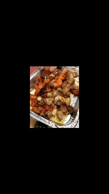 Kebabs for life | @sokaklezzetleri35 on IG 🥖😍 #shorts