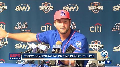 Tebow Returns to Port St. Lucie