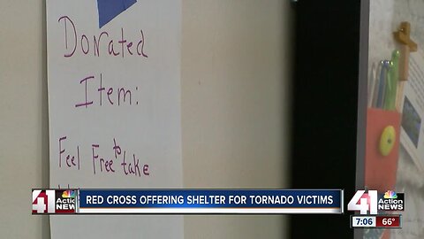 Levasy, Missouri, residents on standby as they wait for waters to recede