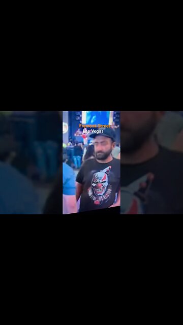 Just another night on Fremont street in Las Vegas - G & R “Sweet Child of Mine”￼￼