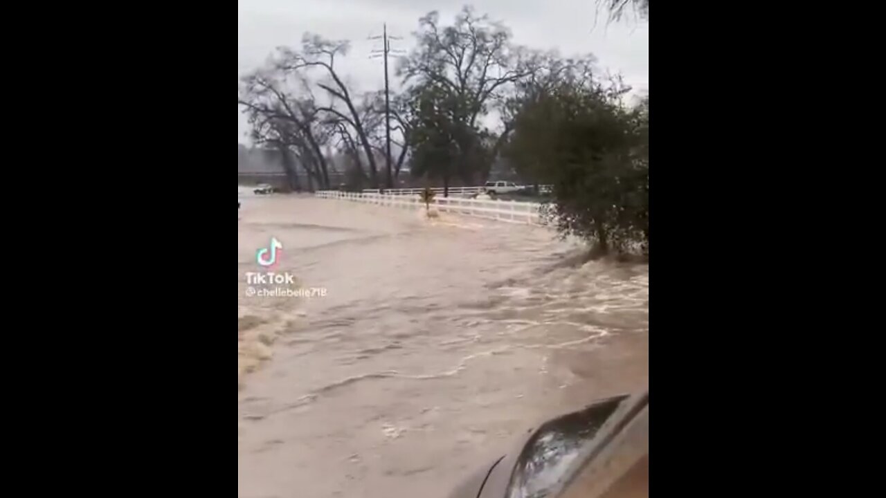 CALIFORNIA GETS FLOODED - SITUATION 14.01.23