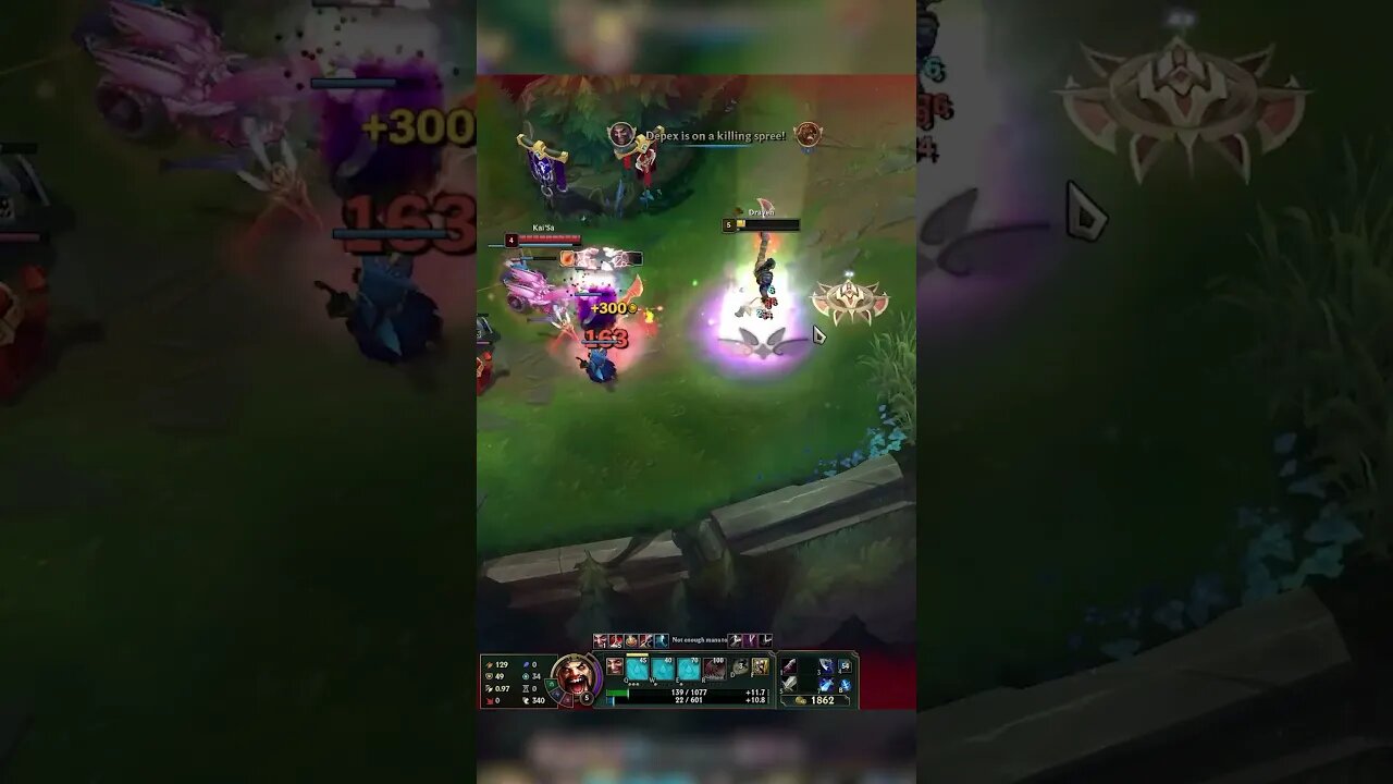 Mini Mayhem: Draven's Axe-Centric Slaughter in Shorts ! - League of Legends #shorts