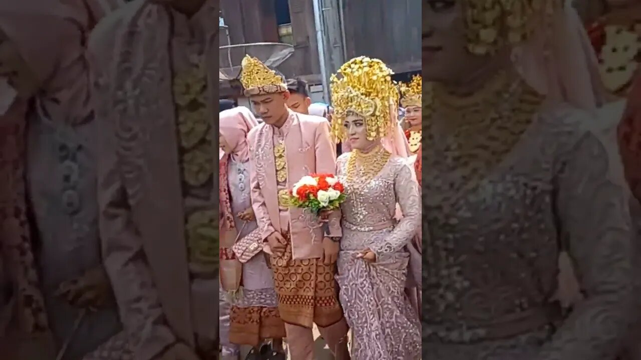 Arak arakan Pengantin Palembang. modern. di daerah Mulak Ulu.