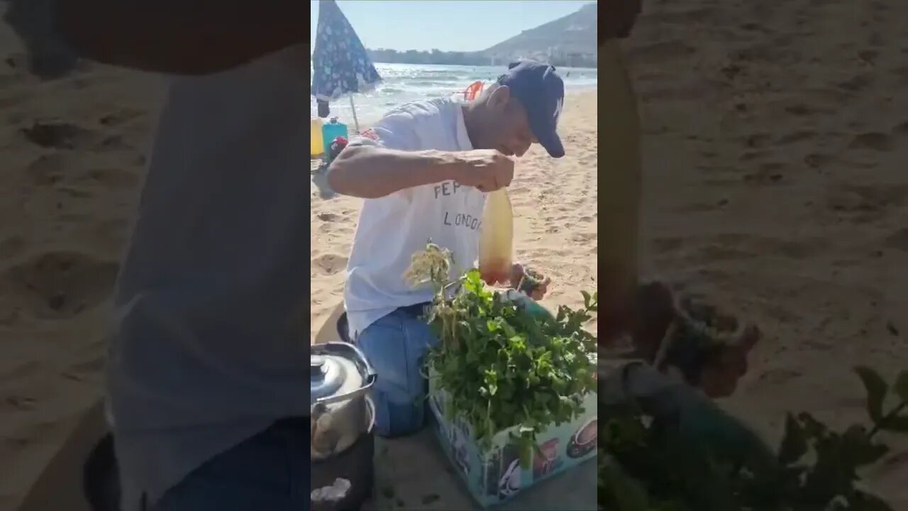 HOW TO MAKE MOROCCAN TEA? 🇲🇦 🍵 #shorts #viral #morocco #tea