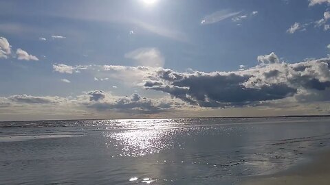 Estonia Beach - Ocean sounds - It's spring and the snow has melted in Parnu!