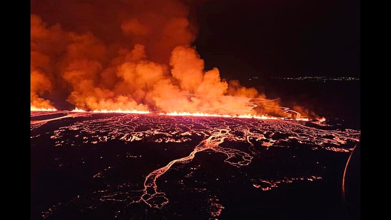 Iceland volcano update: State of emergency as flowing lava threatens region