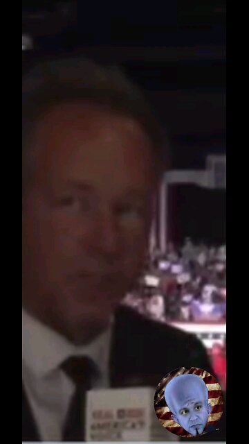 PEOPLE ARE LISTENING TO KAMALA HARRIS!!! #elections2024 #VOTEBLUE #kamala