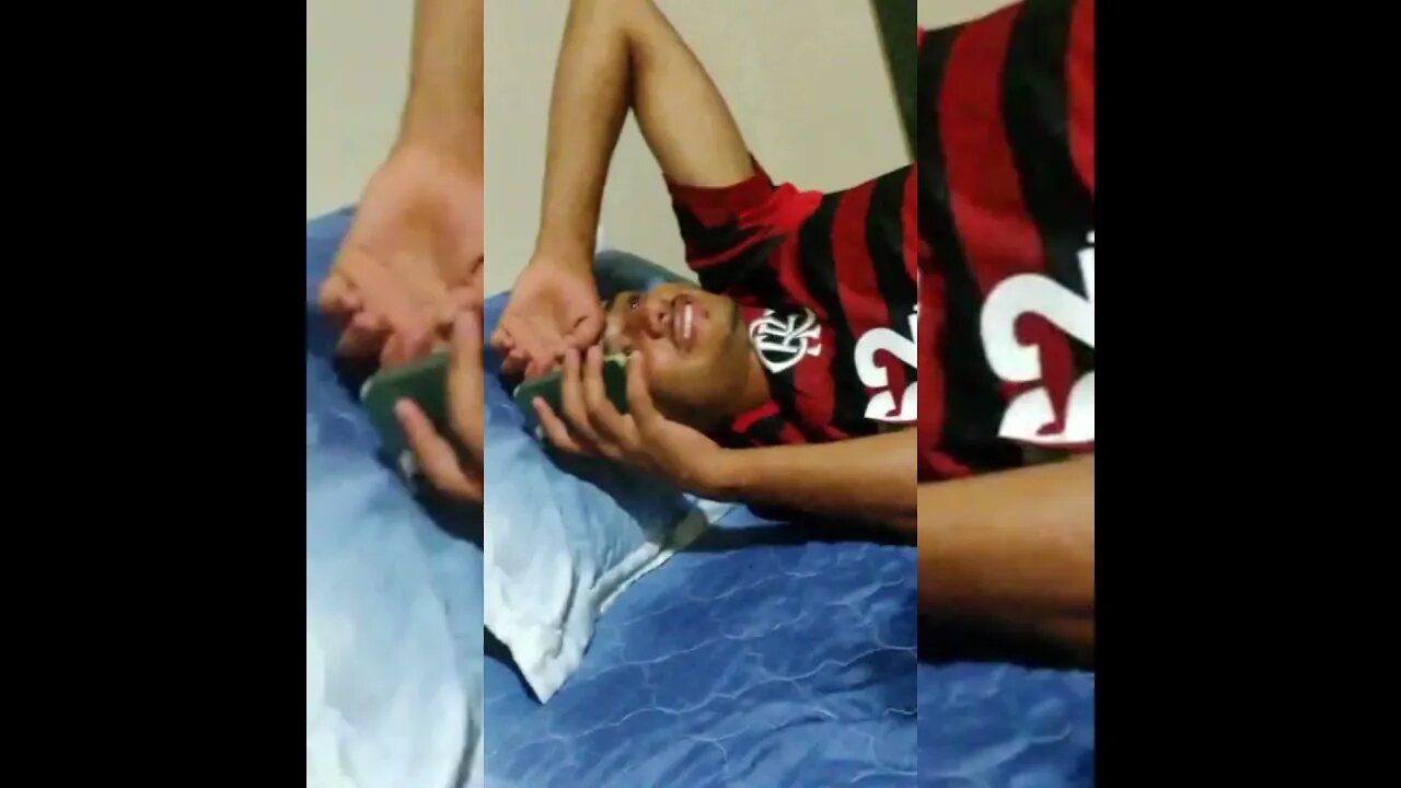 flamenguista eu sei que vcs estão tudo online apareça 🤣😅😂