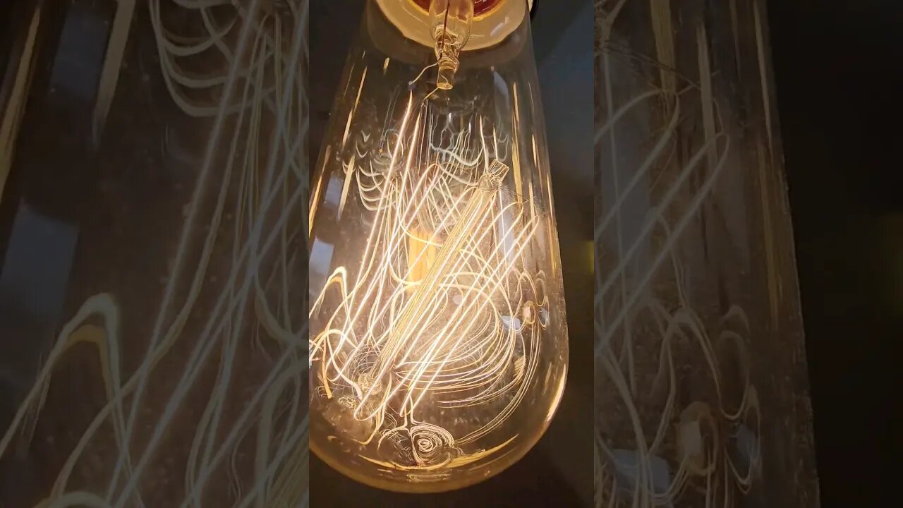 What is going on with this light fixture?