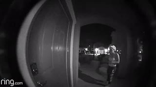 Early morning doorbell ringer asks for bread | Caught on camera in Las Vegas