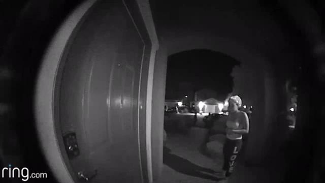 Early morning doorbell ringer asks for bread | Caught on camera in Las Vegas