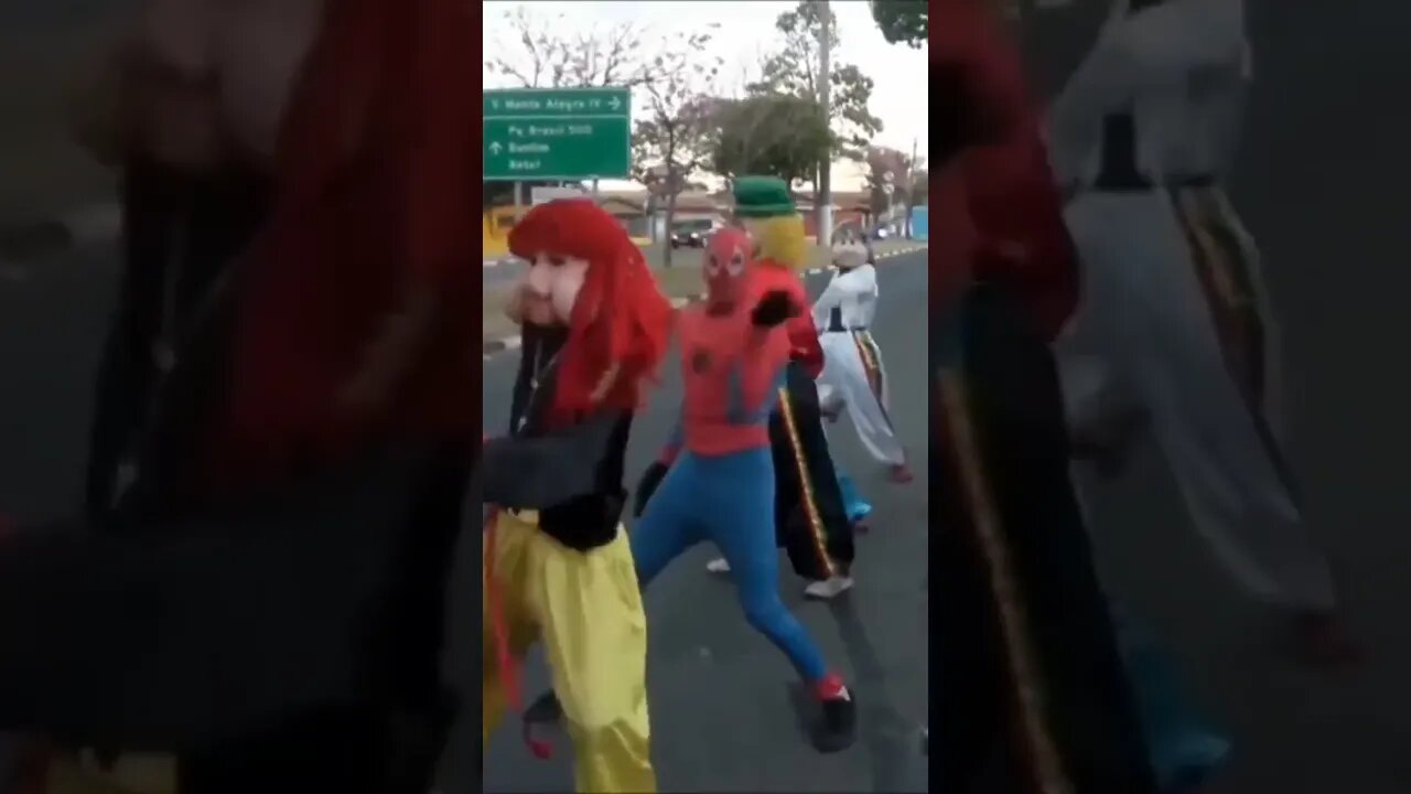 OS MELHORES PASSINHOS DO FOFÃO, HOMEM-ARANHA, BEN10 E PATATI NA CARRETA DA ALEGRIA, LIKE