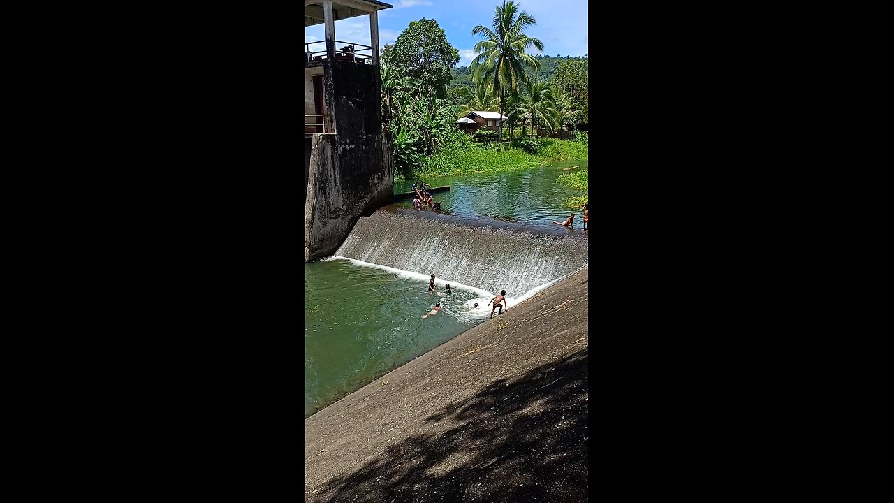 Water Dam sliding