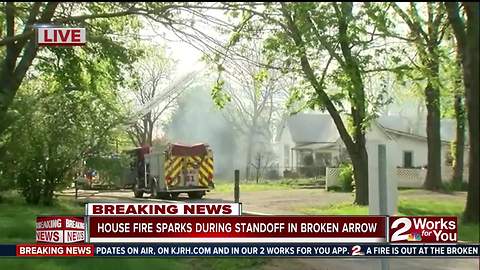 House fire sparks during standoff in Broken Arrow