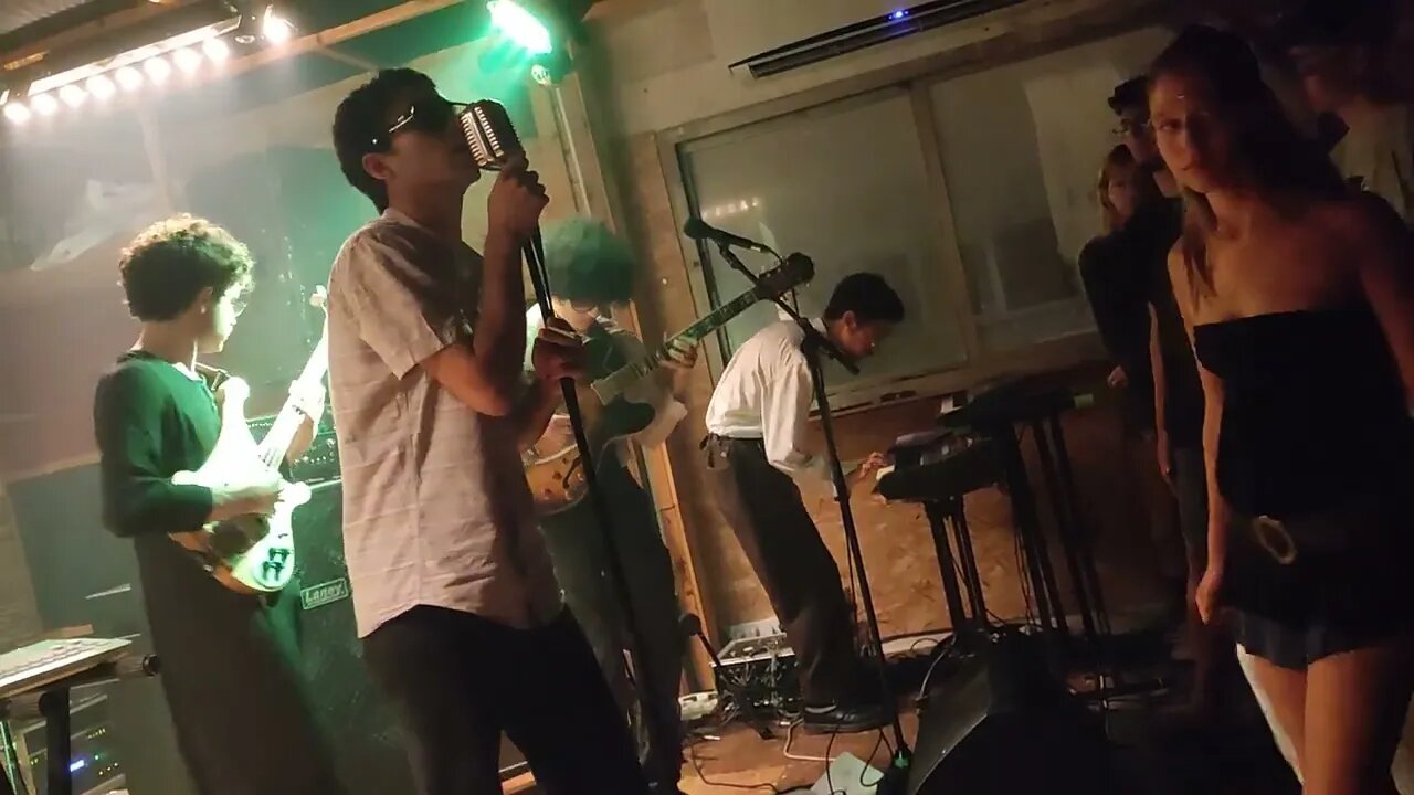 Dan Electro Fan Club - להתעורר