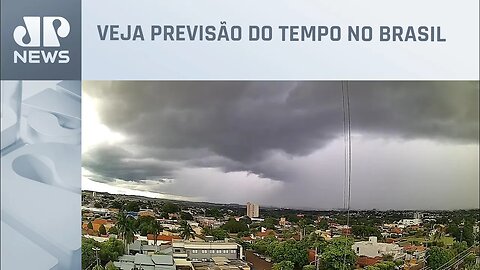 Calor e risco de chuva forte em todas as regiões do país nesta terça (17)