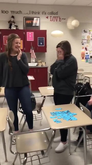 Student's special promposal at Canal Fulton high school goes viral