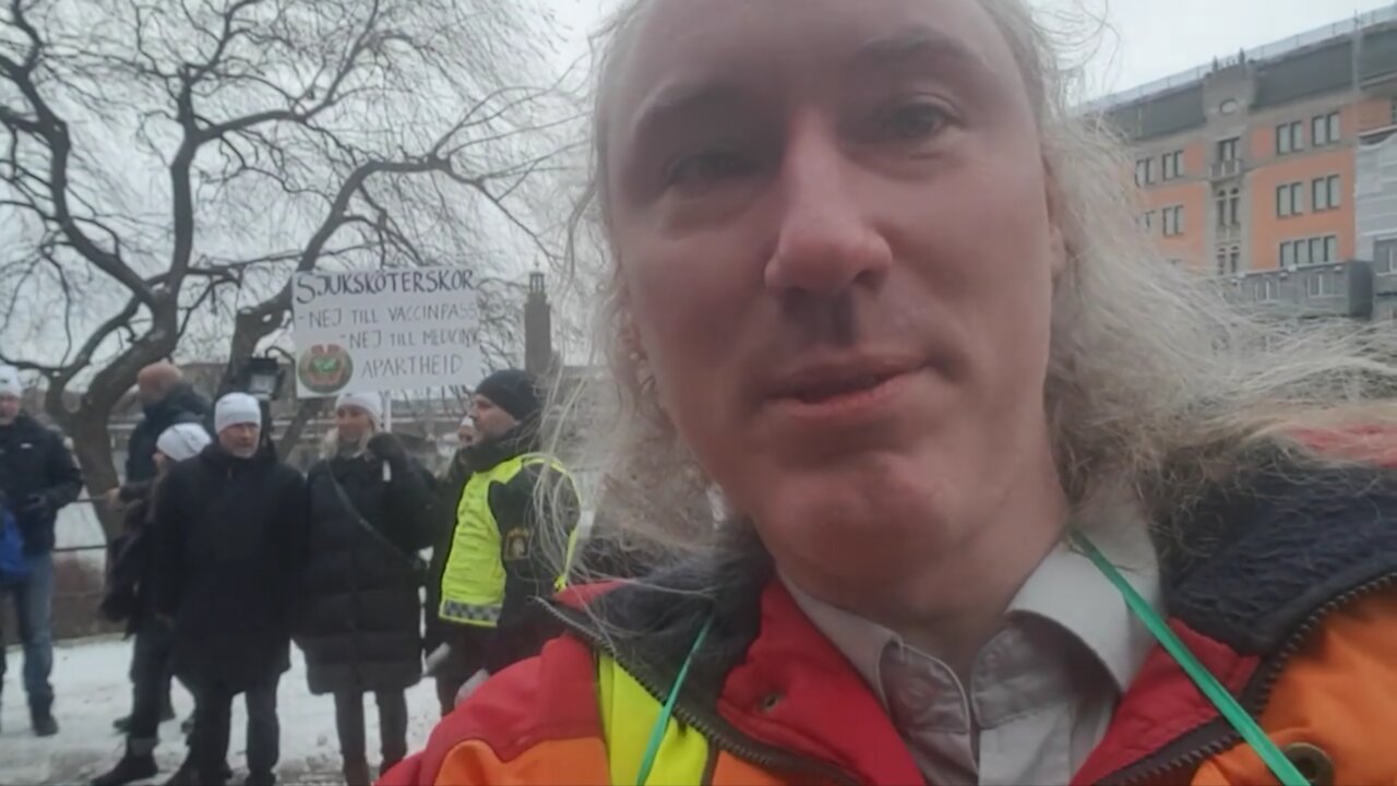 Sjuksköterskeuppropet vid Riksdagshuset. Demonstrationen Nej till vaccinpass. Katerina Janouch