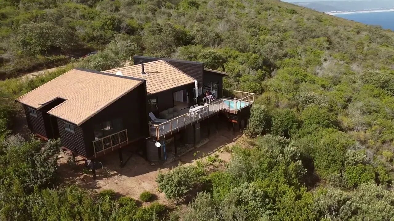 EARTH WIND AND OCEAN | Ballots Bay | Garden Route