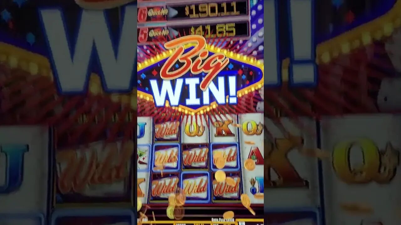 BIG Winning Slot Machine!