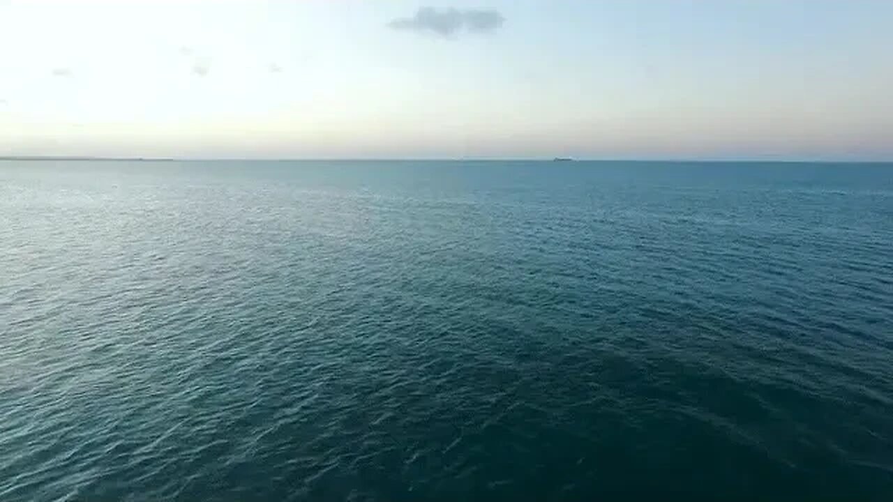 Gentle Ocean Waves A Relaxing Beach Sound Experience