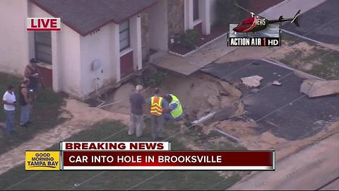 Car falls into hole in Hernando Co. after water main break