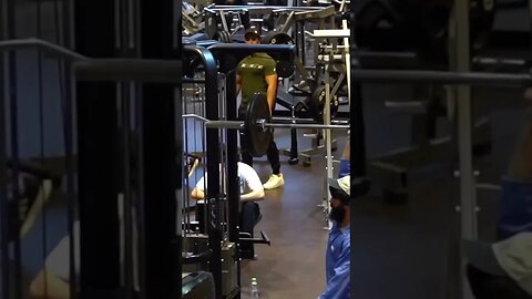 Fake cleaner gym surprised them #shorts #viral #gym #youtube #comedy #comedy