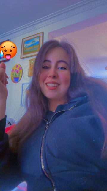 #tummyaches #lactoseintolerant #milk #ilovemilk #milkshake #friends