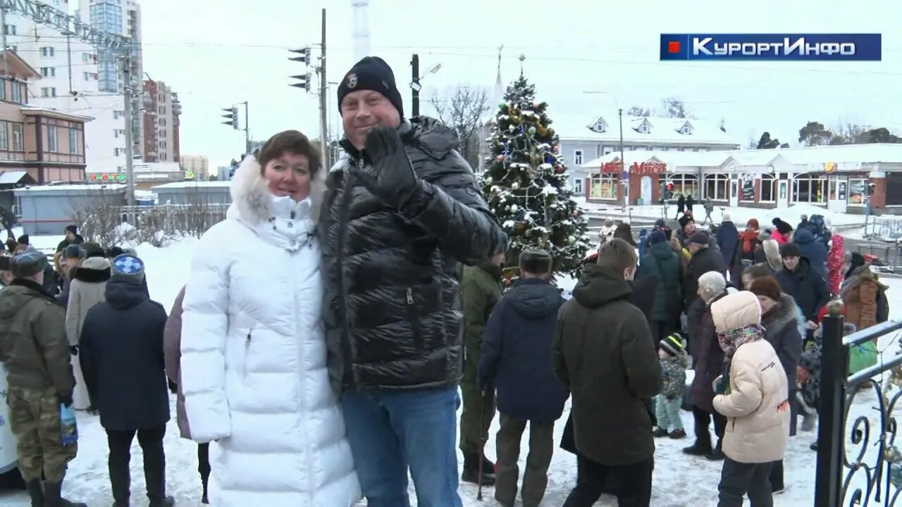 Рождественский праздник у храма Тихвинской иконы Божией Матери города Сестрорецка