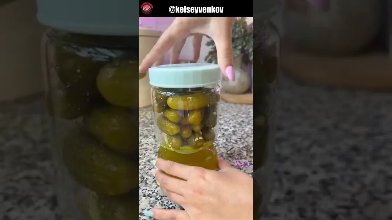 Pickle Hourglass Jar #foodorganizer #amazonorganization #asmrorganizing #shorts