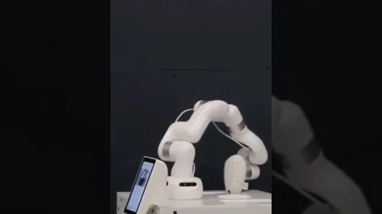 This automated robot that can vaccinate by just programming☠🦾💉