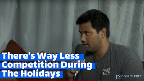 Take Advantage Of The Holiday Season To Get Hired