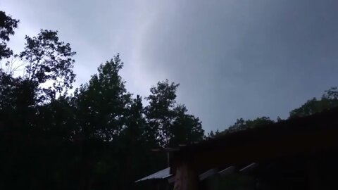 Shelf Cloud forming