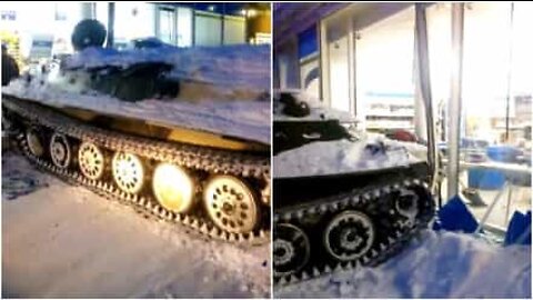 ワインを盗むために戦車を使った男性