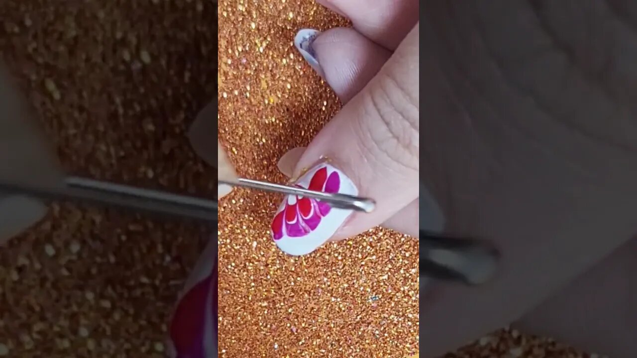 easy nail art #mehsimcreations #ytshorts #nails #shortvideo #nailart #shortsfeed