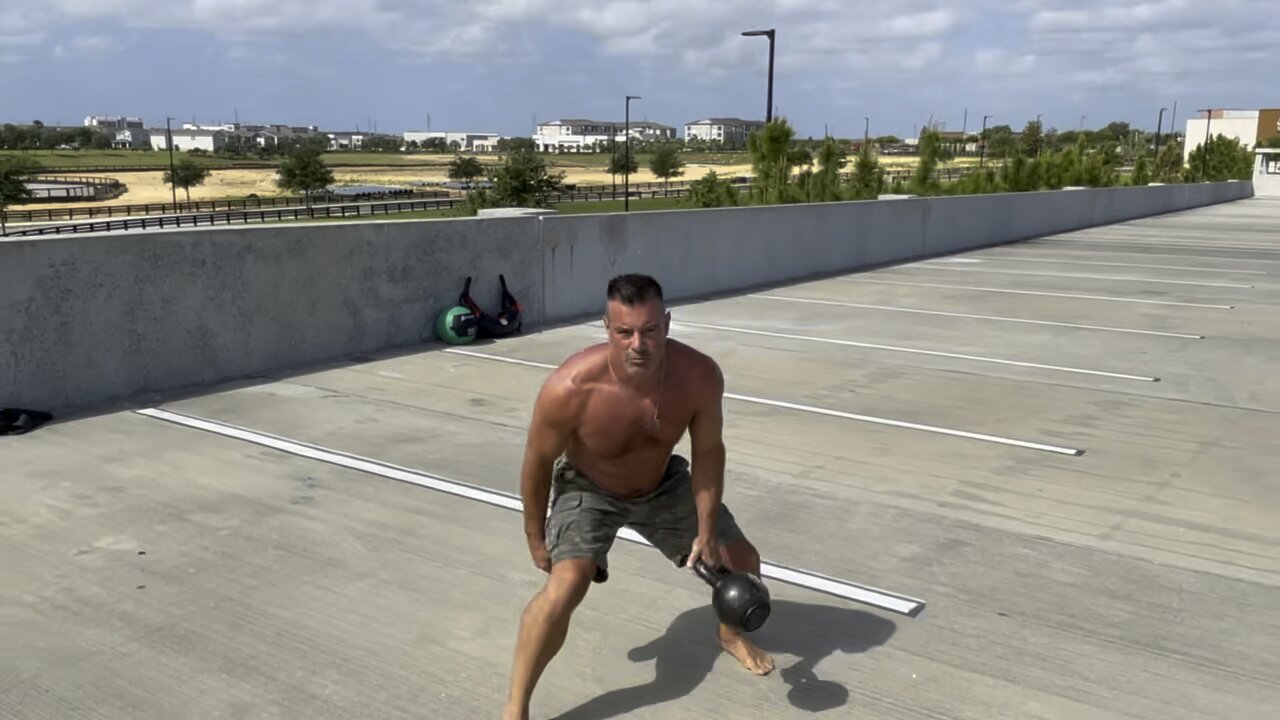 Kettlebell Fig 8 to Clean