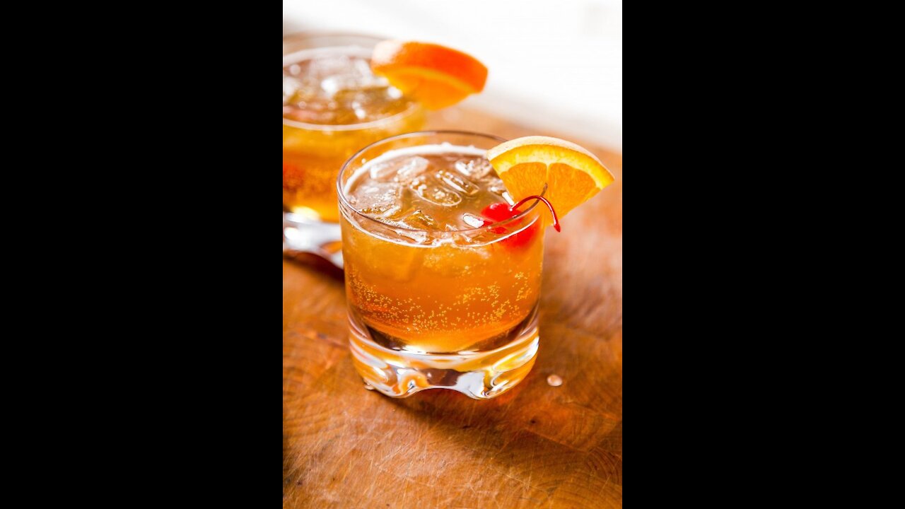 Amaretto Sour Cocktail