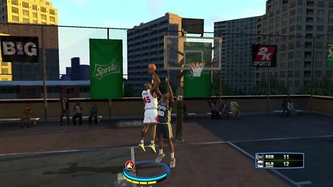 One on One: #45 Michael Jordan vs 1995 NBA MVP David Robinson