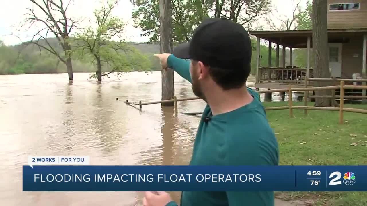 Flood waters along Illinois River impacting float operators