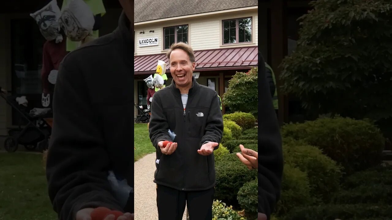 I can't believe I had the balls to perform this trick..... #magic #magician #funny #shorts